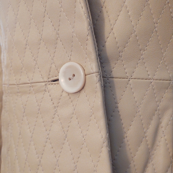 Classiques Entier Leather Blazer - Picture 4 of 16